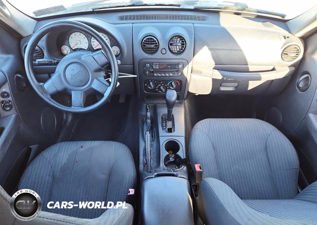 2004 Jeep Liberty Sport VIN:1J4GL48KX4W109839 - 8
