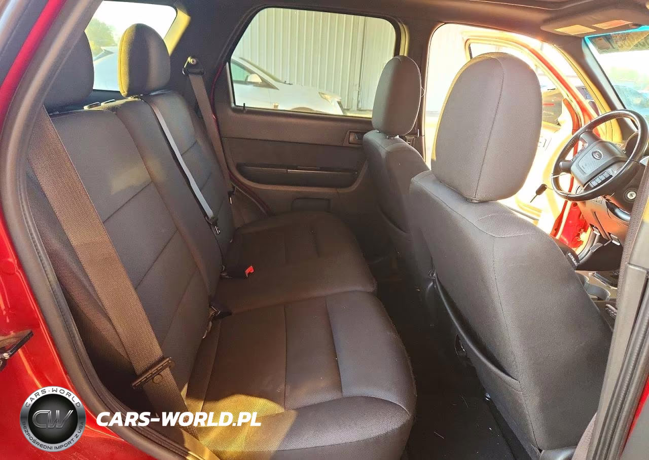 2010 Ford Escape Xlt VIN:1FMCU0D79AKC88210 - 11