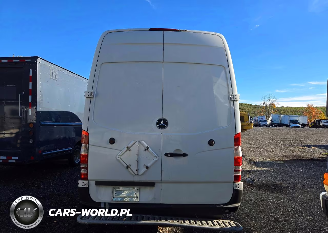 2014 Mercedes-Benz Sprinter 2500 VIN:WD3PE8DE3E5821635 - 6
