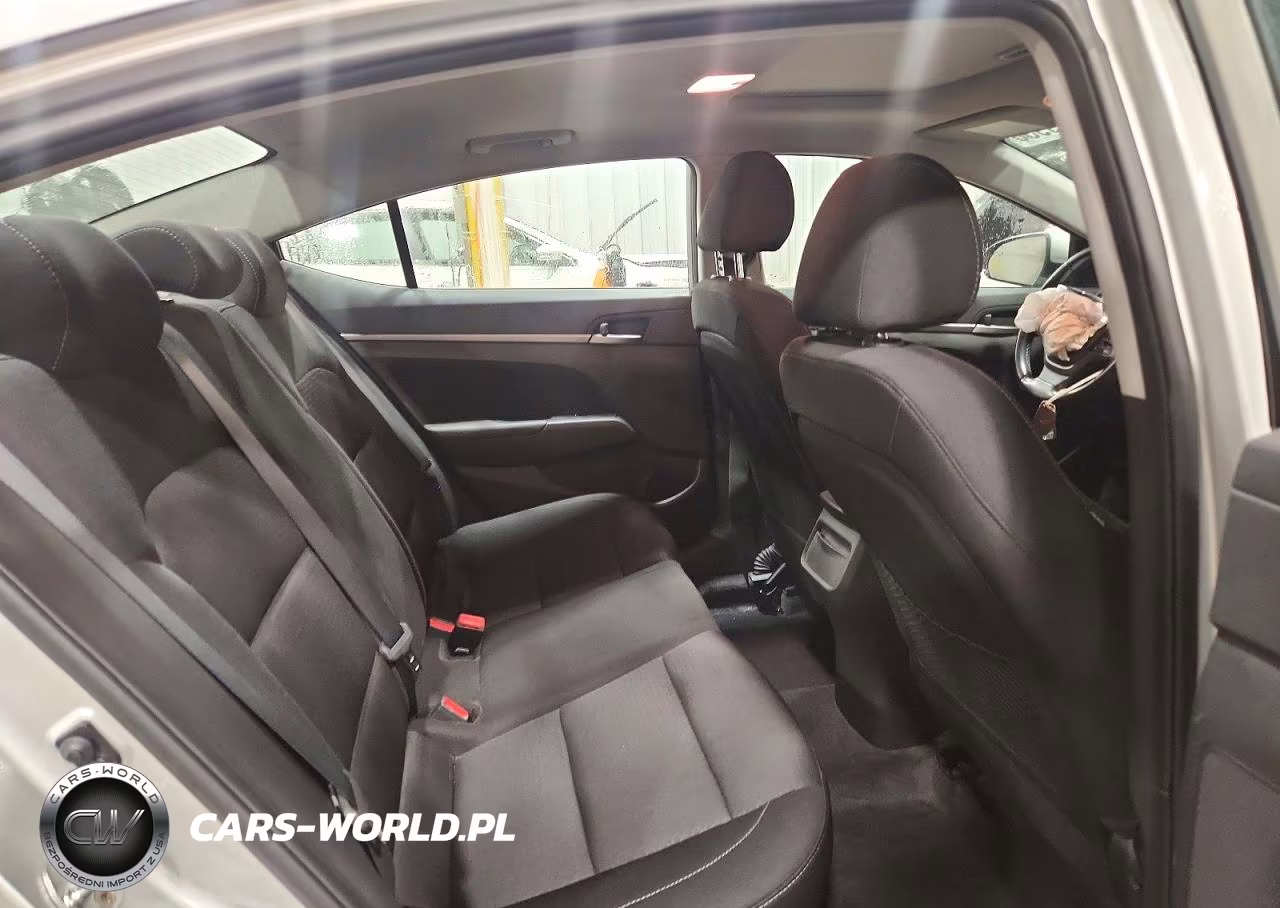 2018 Hyundai Elantra Value Edition VIN:5NPD84LF9JH282029 - 10