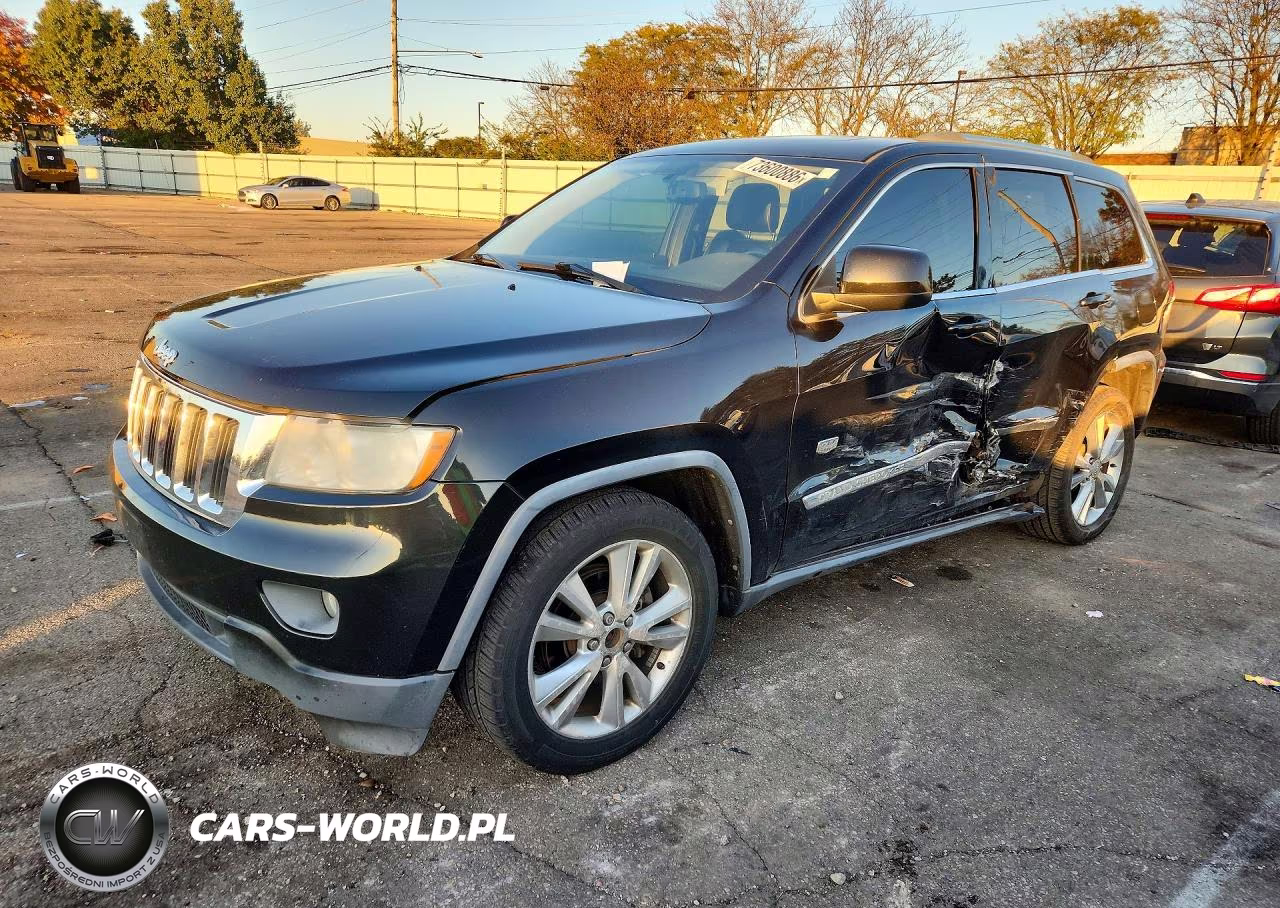 2011 Jeep Grand Cherokee Laredo – zdjęcie 1 z 13