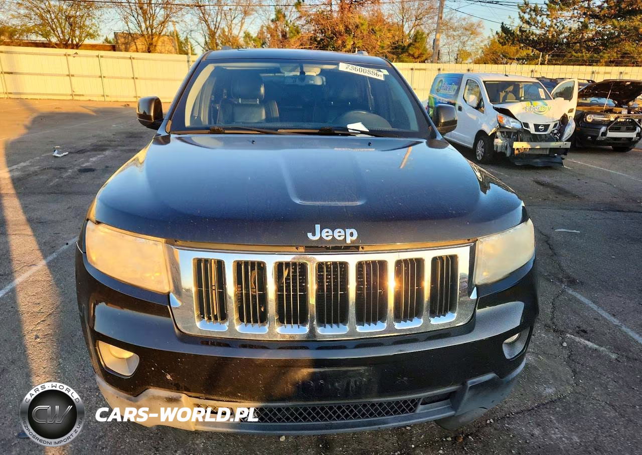 2011 Jeep Grand Cherokee Laredo VIN:1J4RR4GG0BC627395 - 5