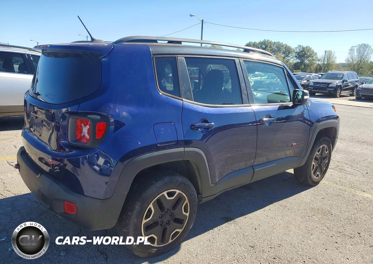 2017 Jeep Renegade Trailhawk VIN:ZACCJBCB5HPG27141 - 3