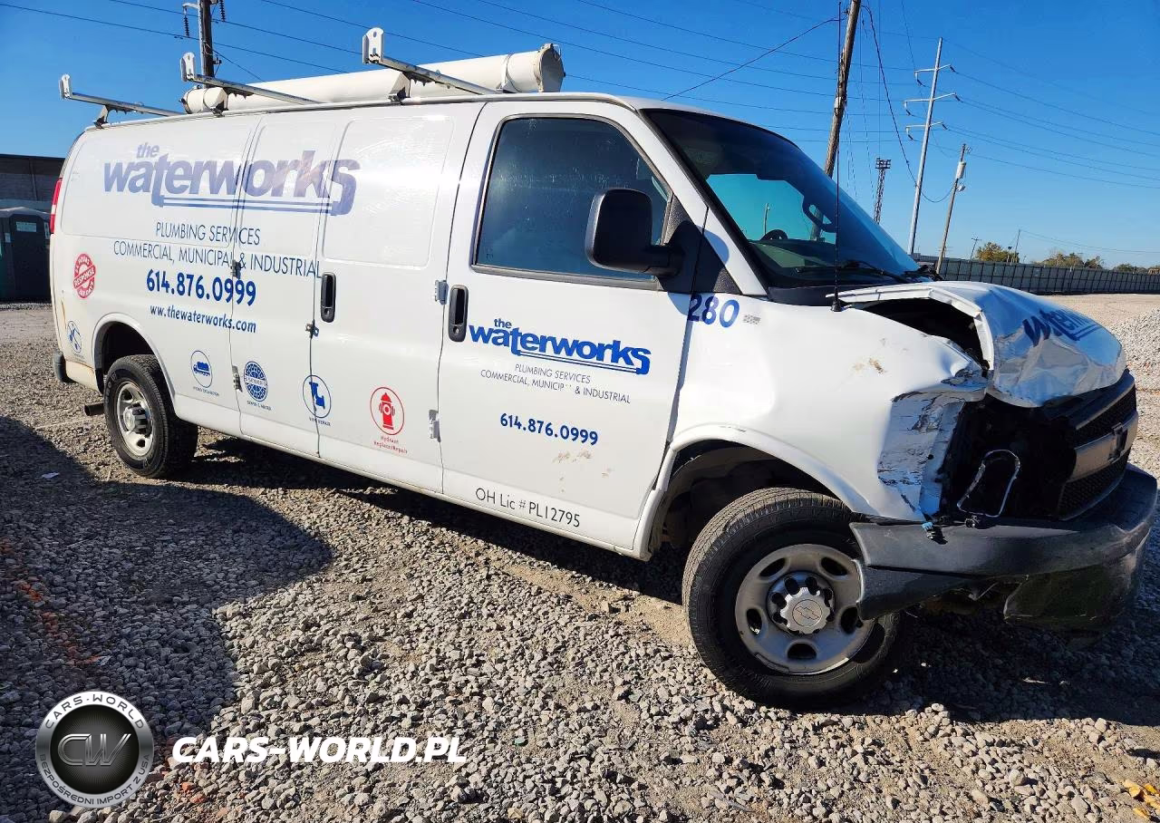 2016 Chevrolet Express G3500 VIN:1GCZGHFG8G1125189 - 4