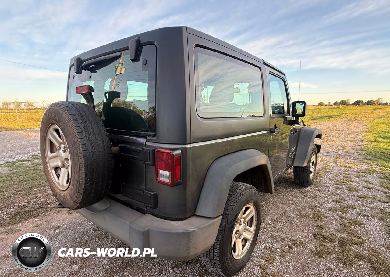 2018 Jeep Wrangler Sport VIN:1C4AJWAG3JL812831 - 4
