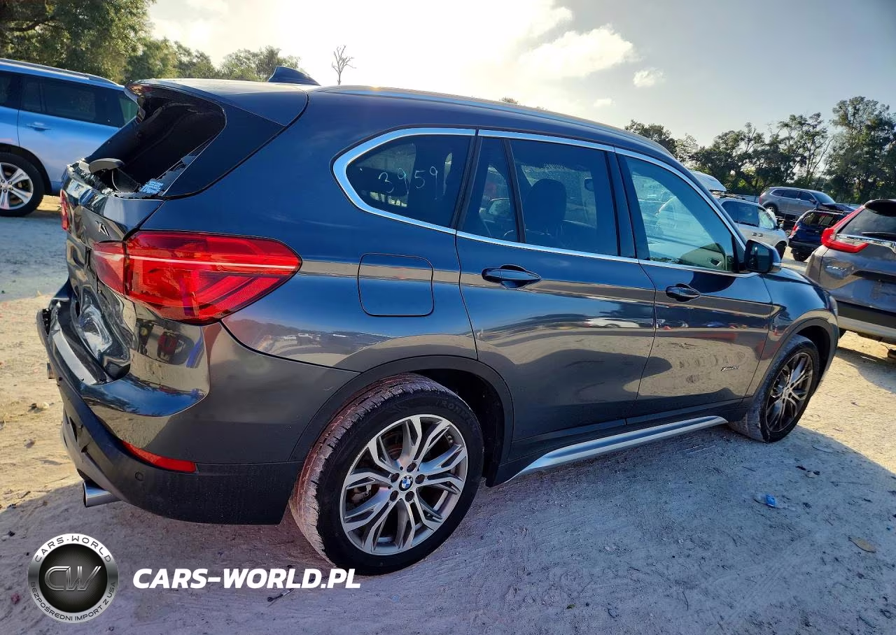 2017 BMW X1 xDrive28I VIN:WBXHT3Z33H4A55772 - 3