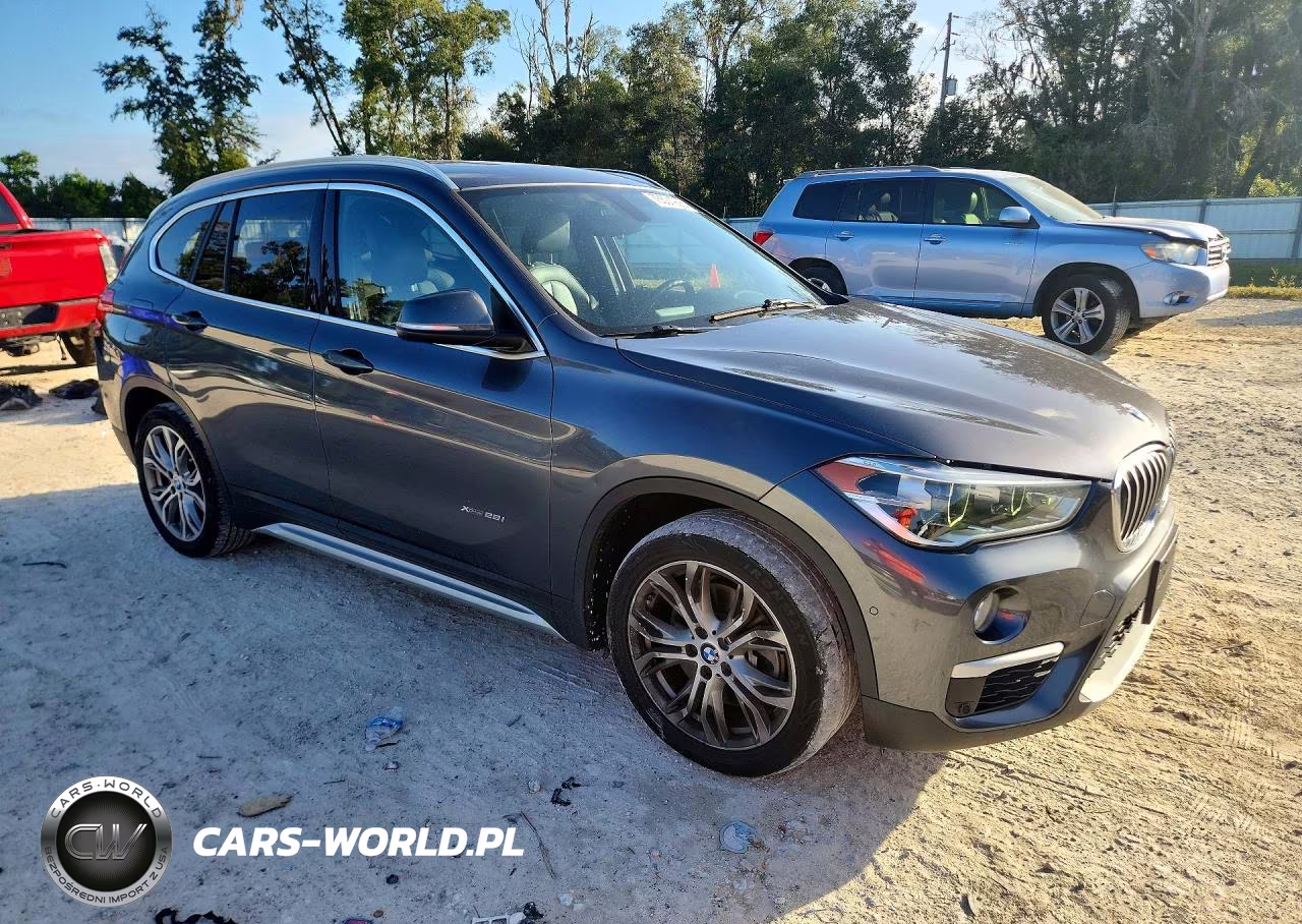 2017 BMW X1 xDrive28I VIN:WBXHT3Z33H4A55772 - 4