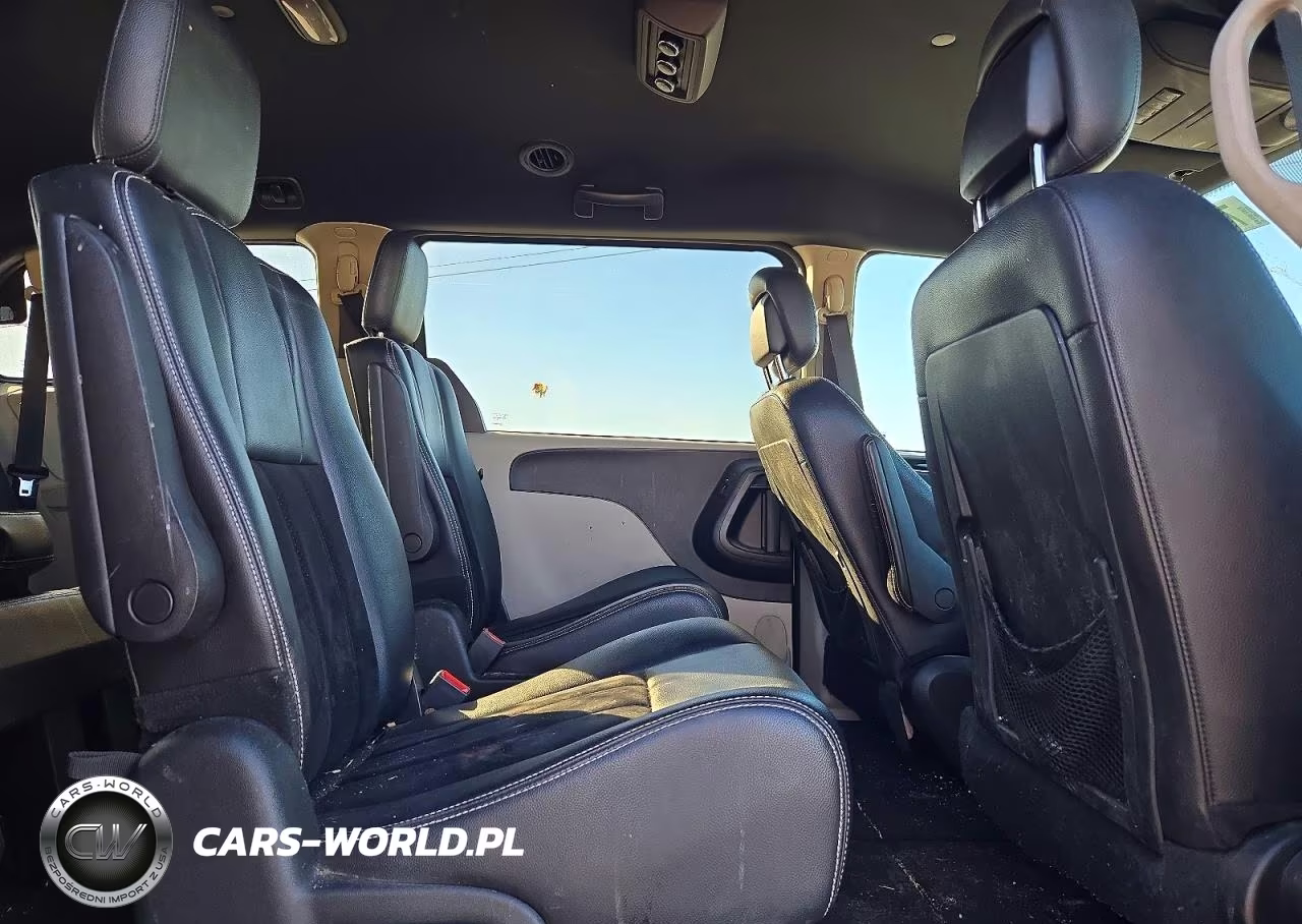 2018 Dodge Grand Caravan Sxt VIN:2C4RDGCG5JR239371 - 11