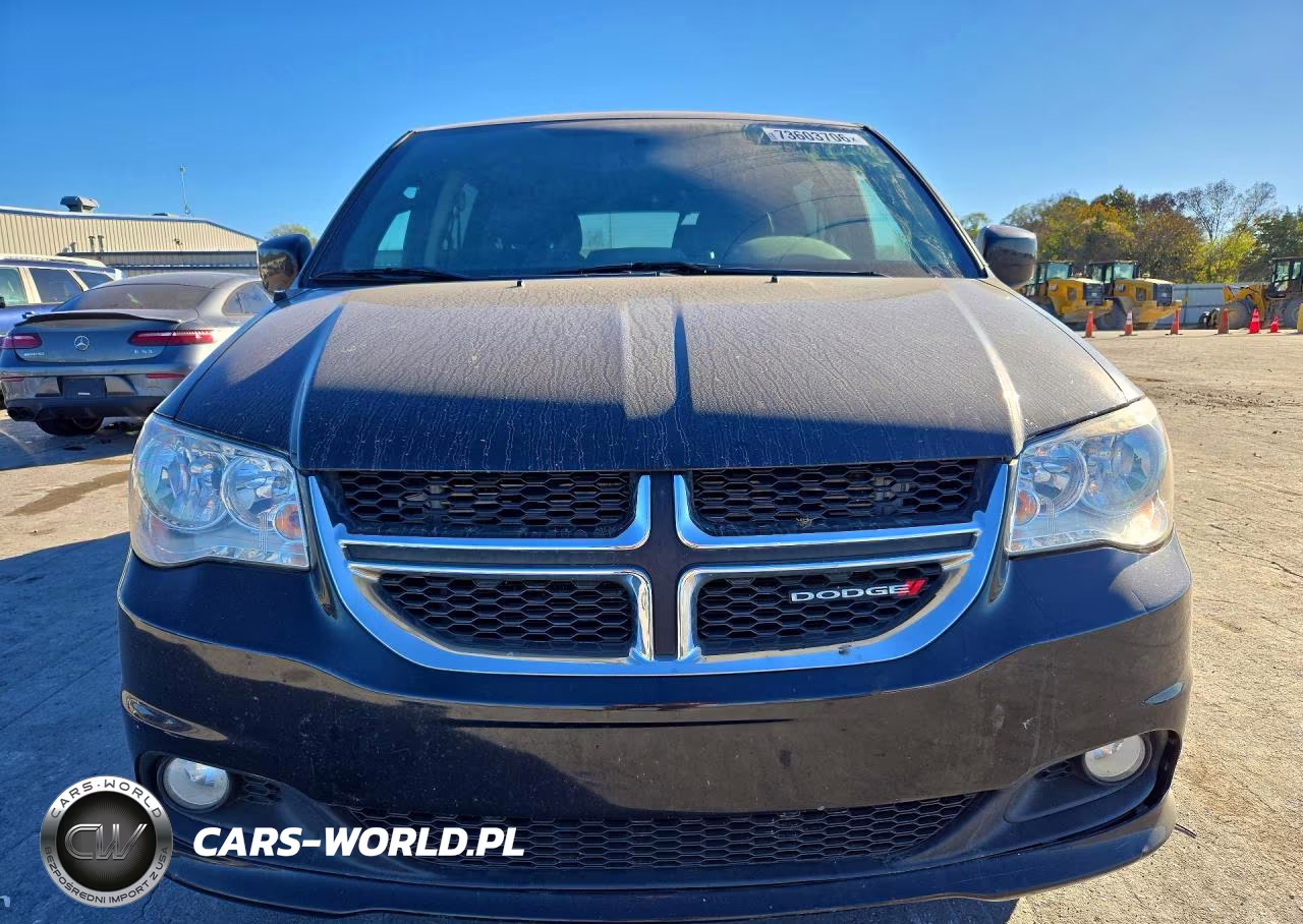 2018 Dodge Grand Caravan Sxt VIN:2C4RDGCG5JR239371 - 5