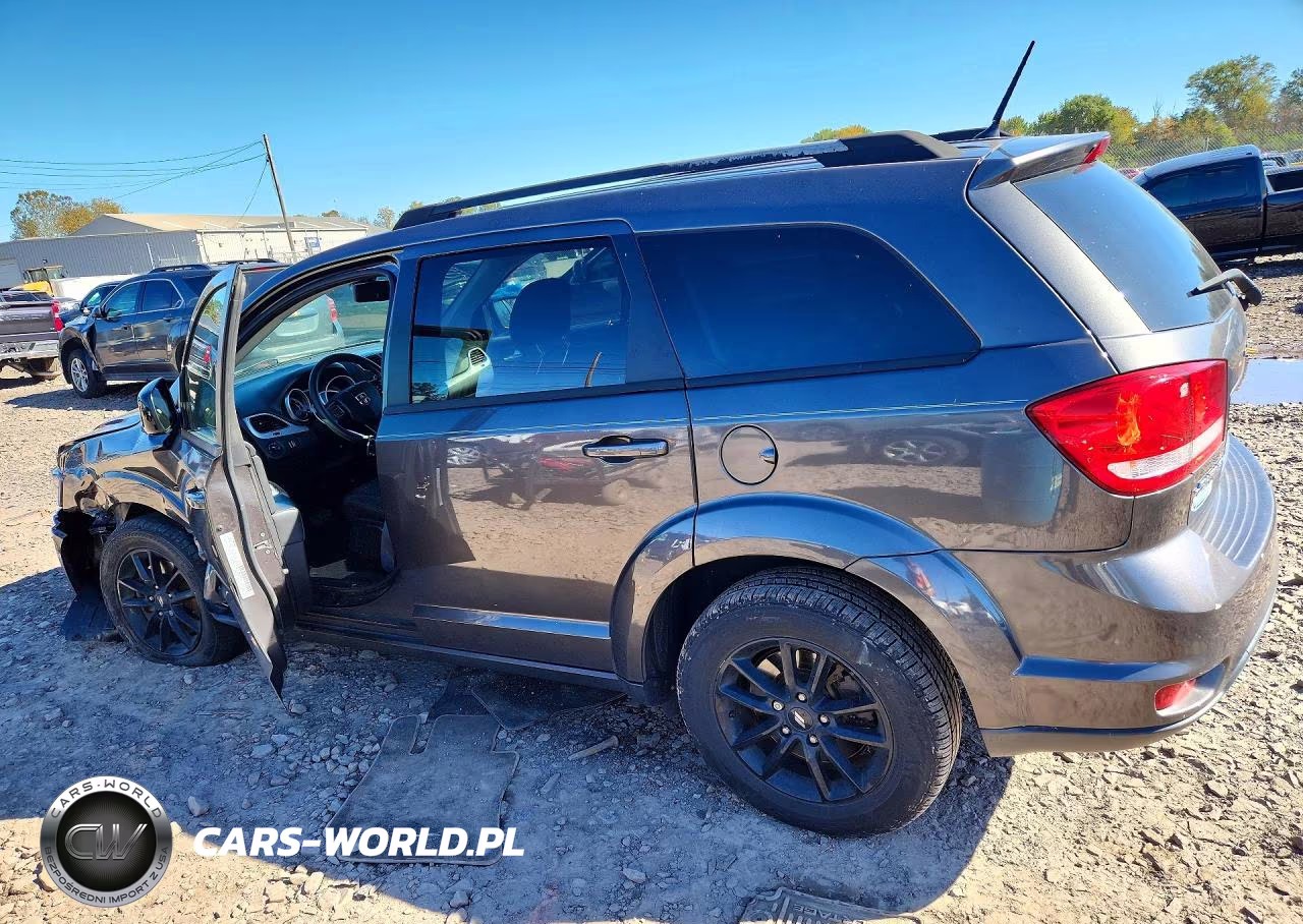 2019 Dodge Journey Se VIN:3C4PDCBBXKT764138 - 2