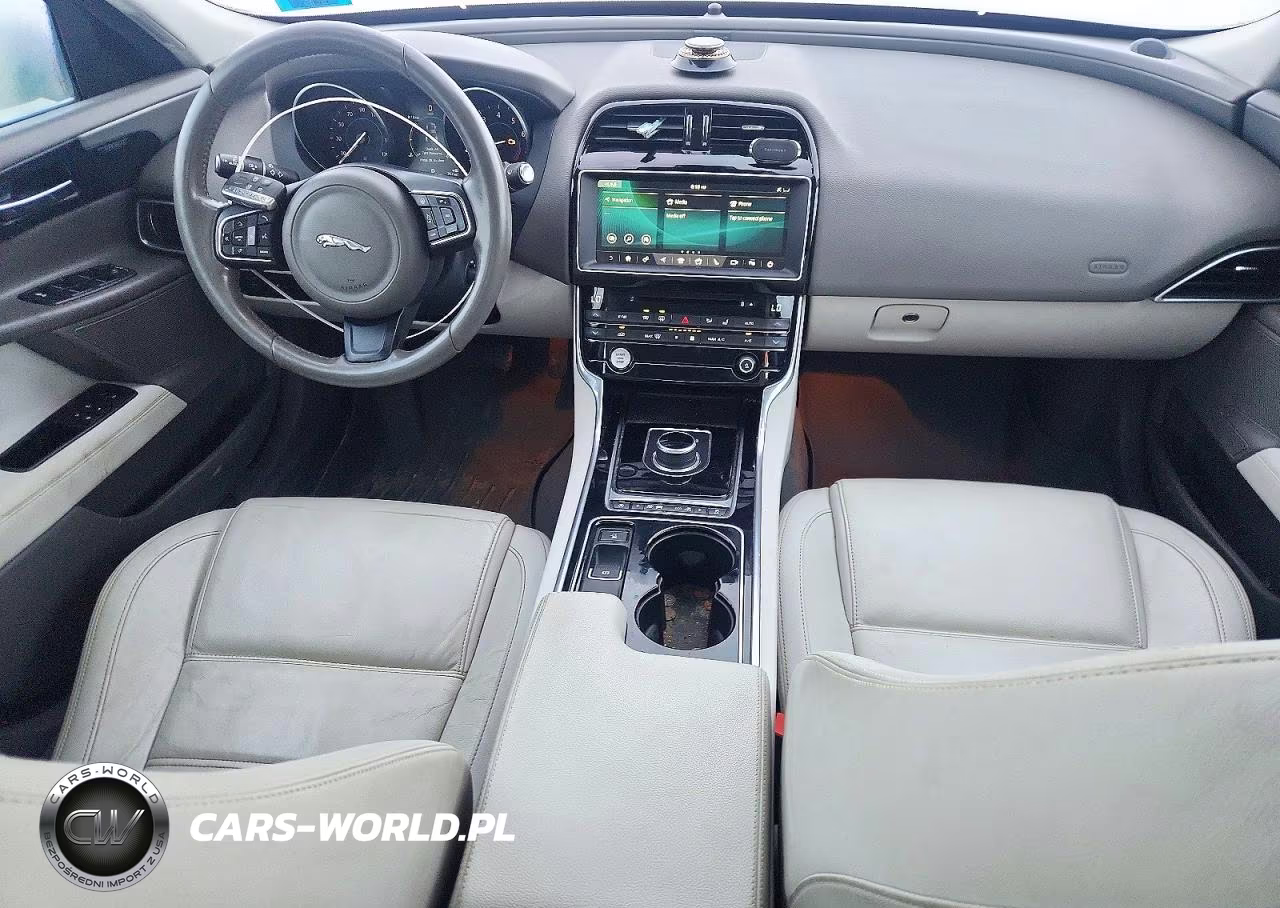 2017 Jaguar Xe Prestige VIN:SAJAK4BV1HA966590 - 8
