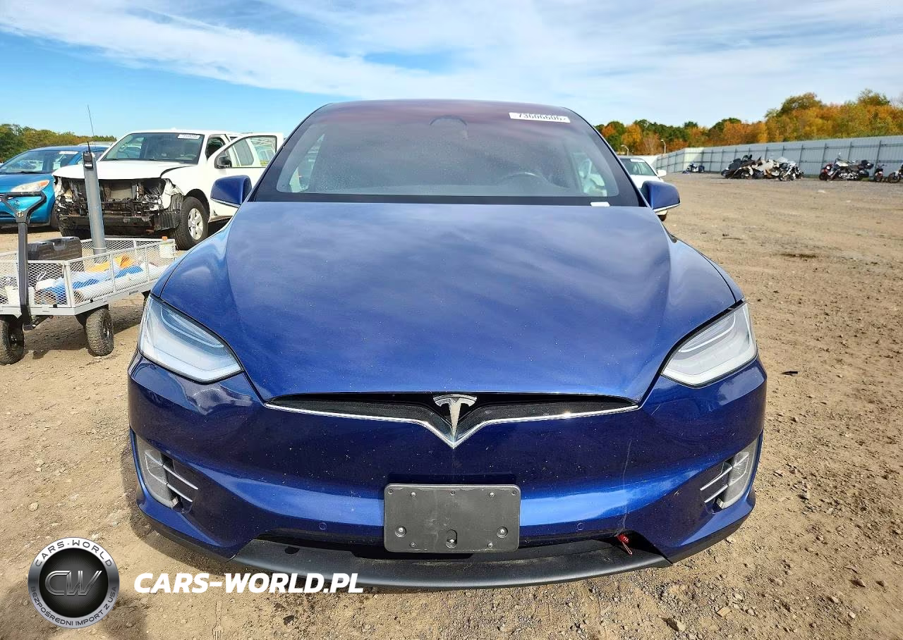 2020 Tesla Model X VIN:5YJXCBE2XLF305961 - 5