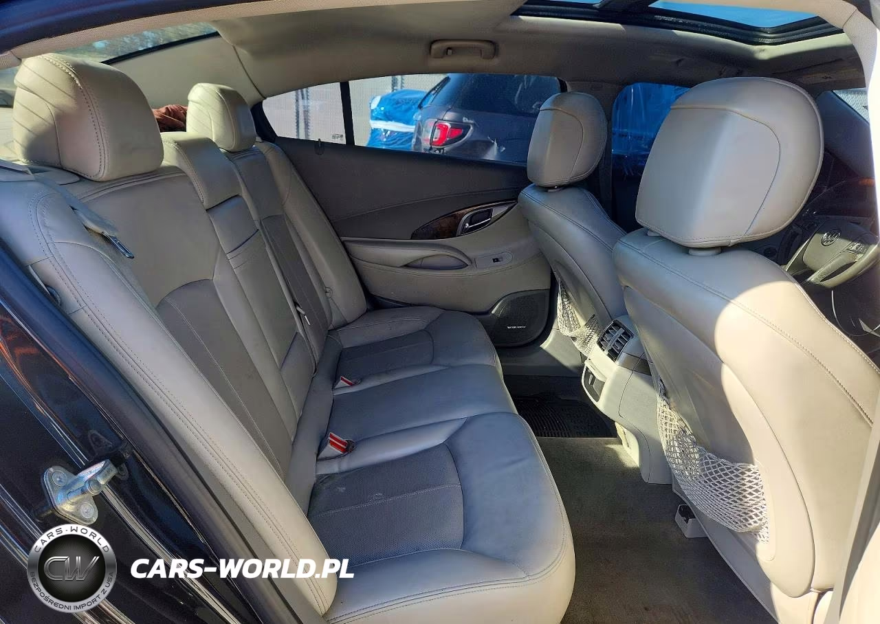 2010 Buick Lacrosse Cxs VIN:1G4GE5EV0AF115211 - 10