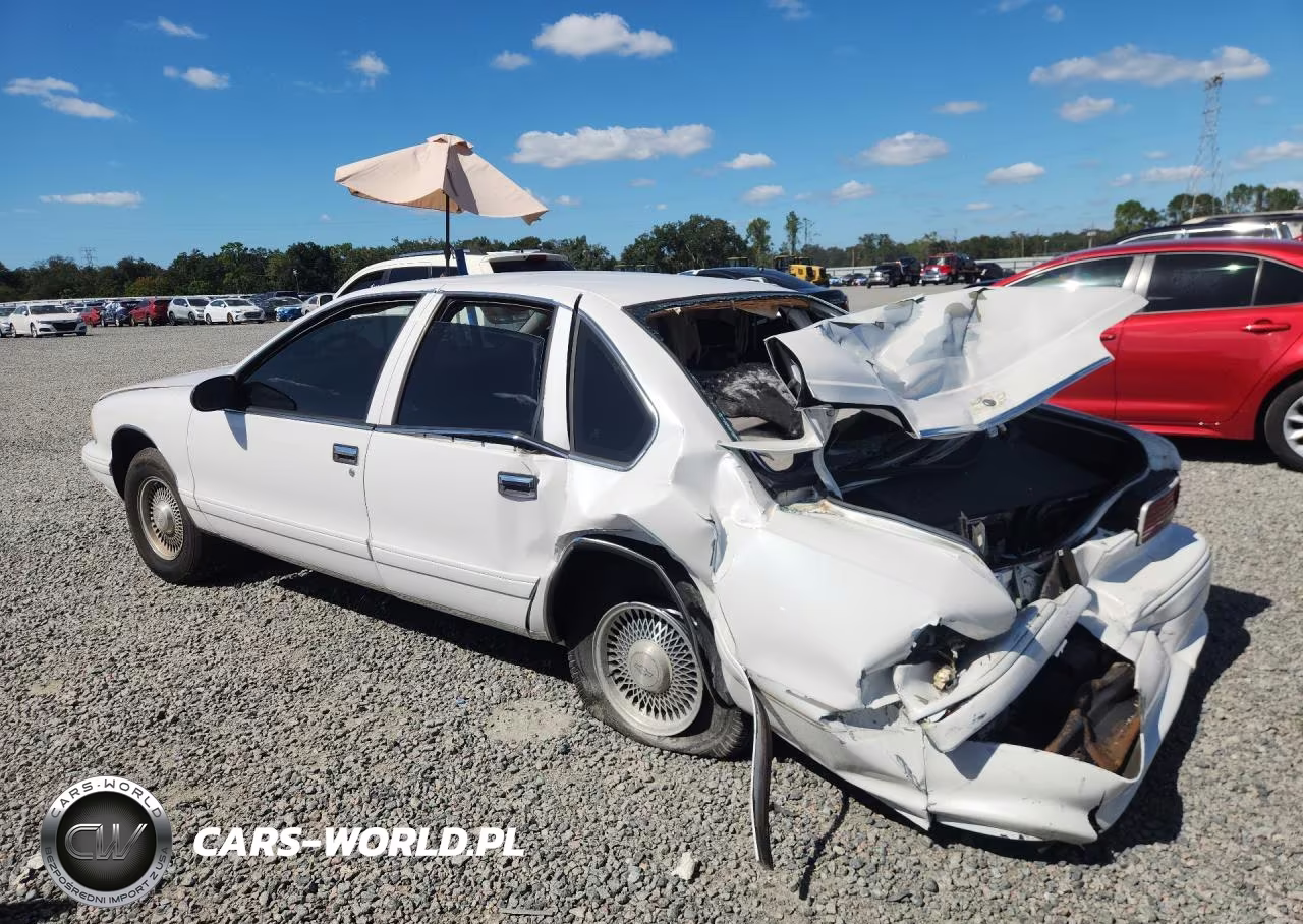 1996 Chevrolet Caprice - Impala Classic Ss VIN:1G1BL52P1TR181674 - 2
