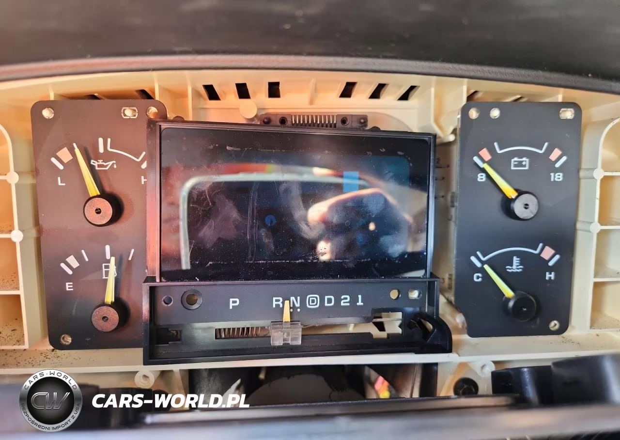 1996 Chevrolet Caprice - Impala Classic Ss VIN:1G1BL52P1TR181674 - 9