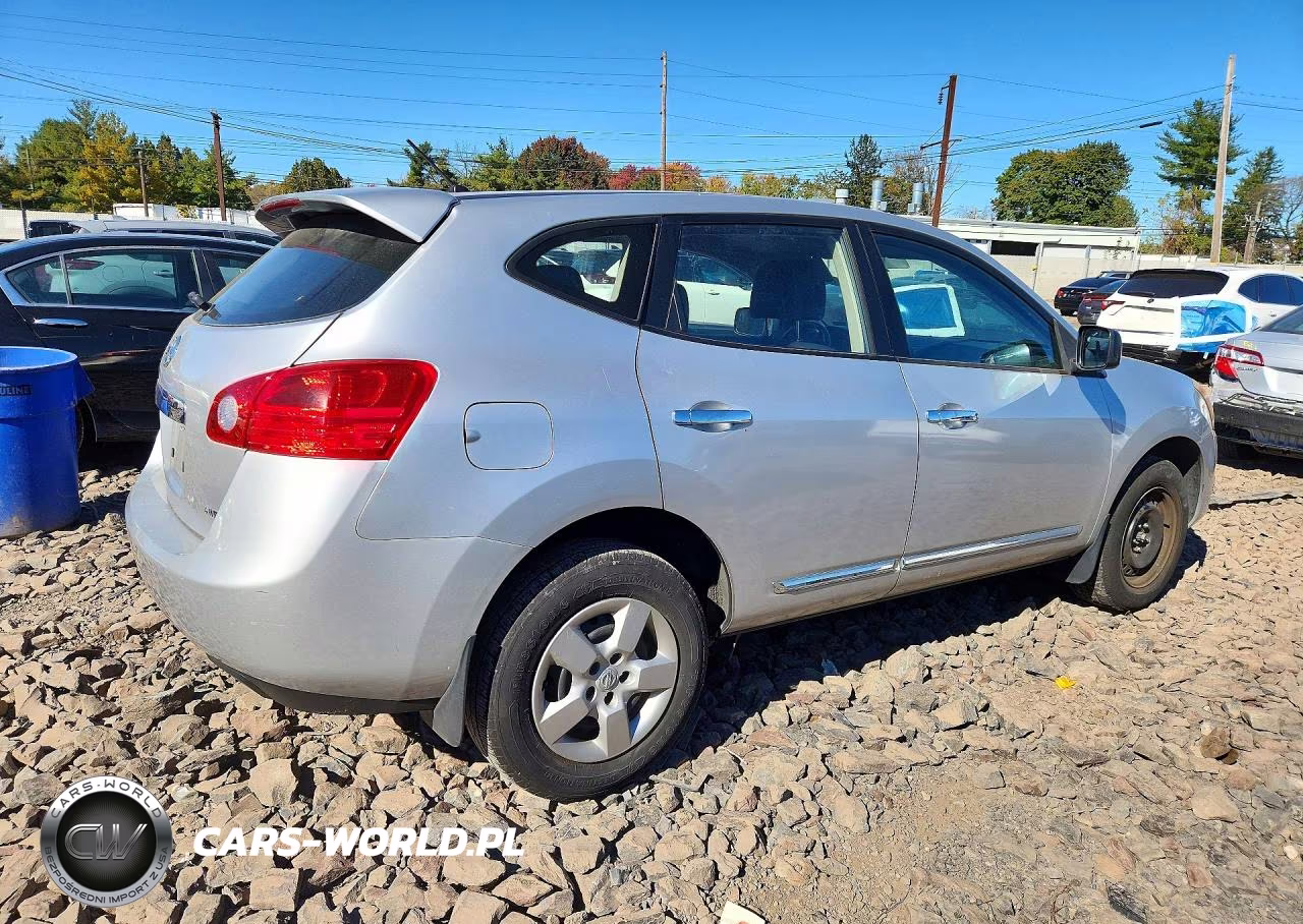 2013 Nissan Rogue S VIN:JN8AS5MV1DW603791 - 3