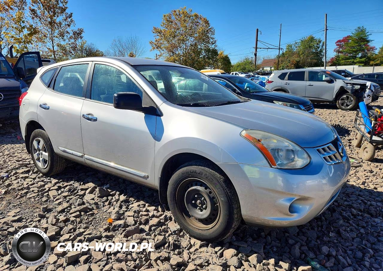2013 Nissan Rogue S VIN:JN8AS5MV1DW603791 - 4