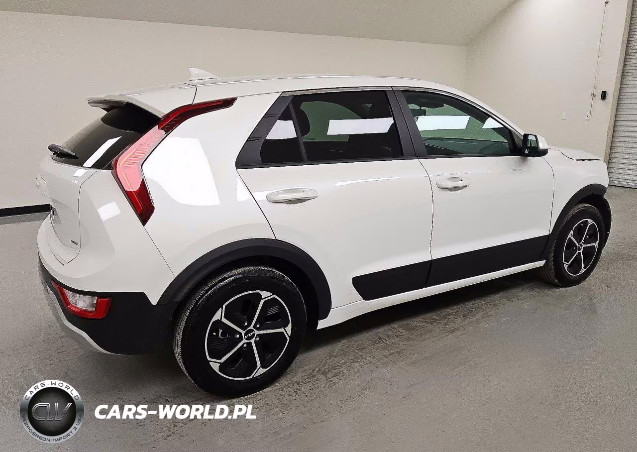 2026 Kia Niro Lx VIN:KNDCP3LE8T5359377 - 3