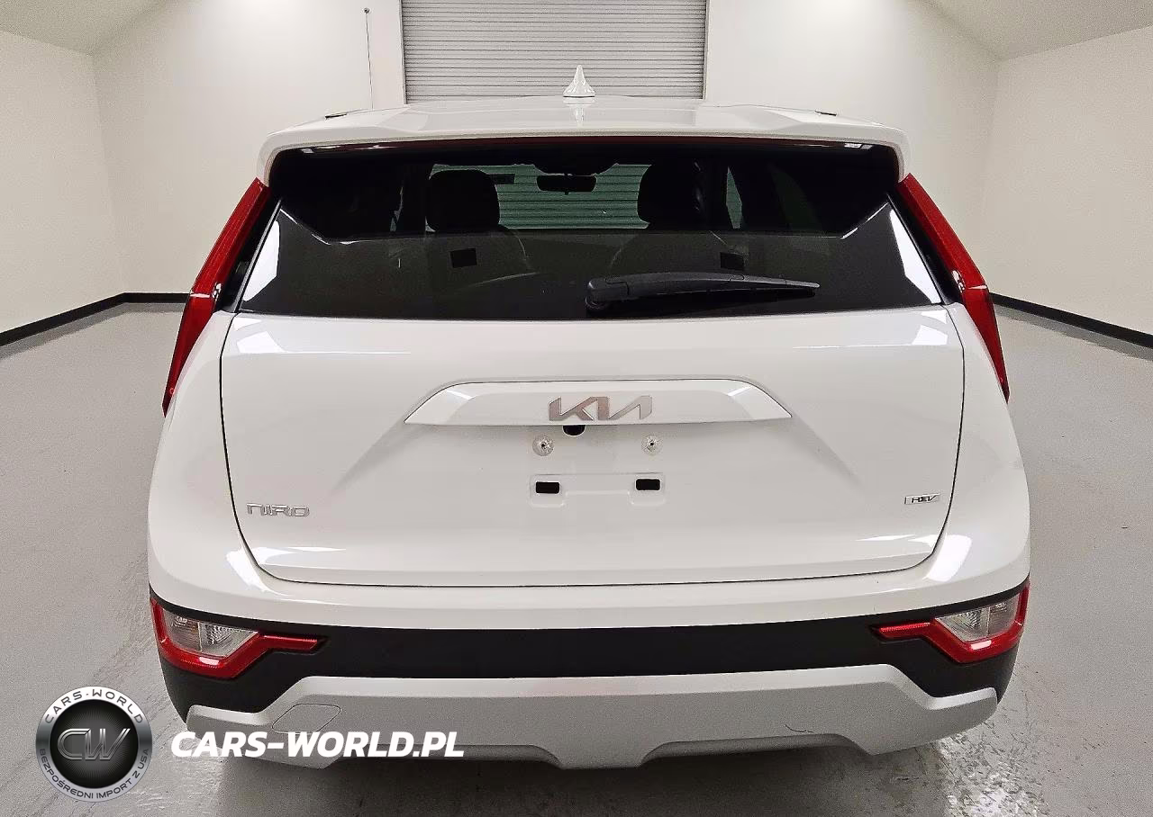 2026 Kia Niro Lx VIN:KNDCP3LE8T5359377 - 6