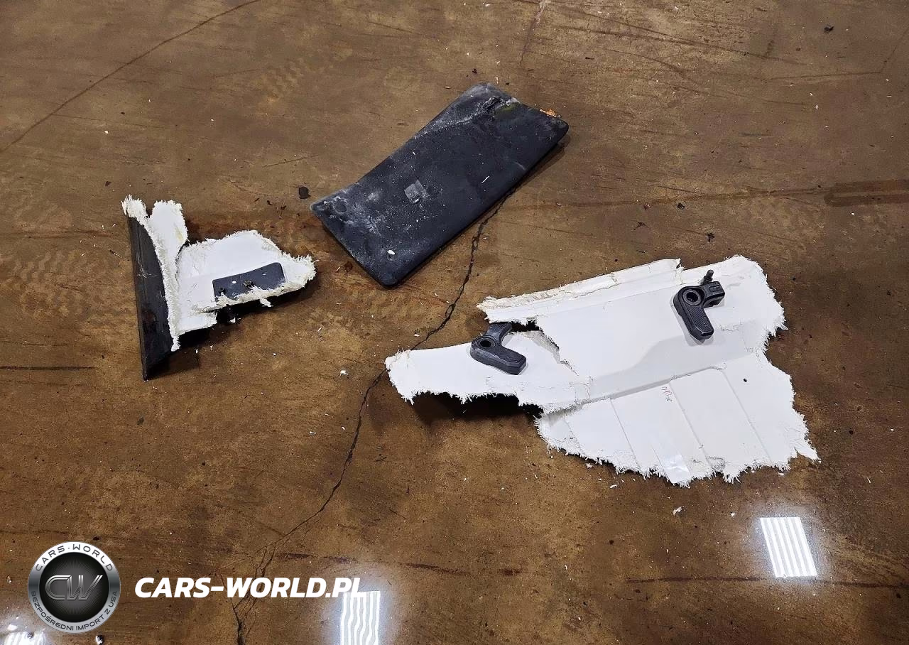 2025 Ford Bronco Badlands VIN:1FMEE9BPXSLA56823 - 13