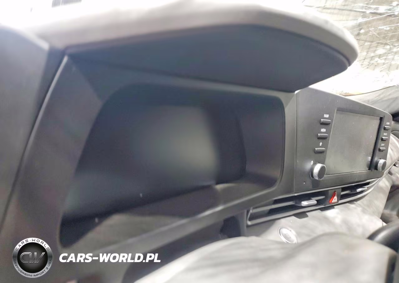 2025 Hyundai Elantra Sel Sport VIN:KMHLM4DG1SU963397 - 9
