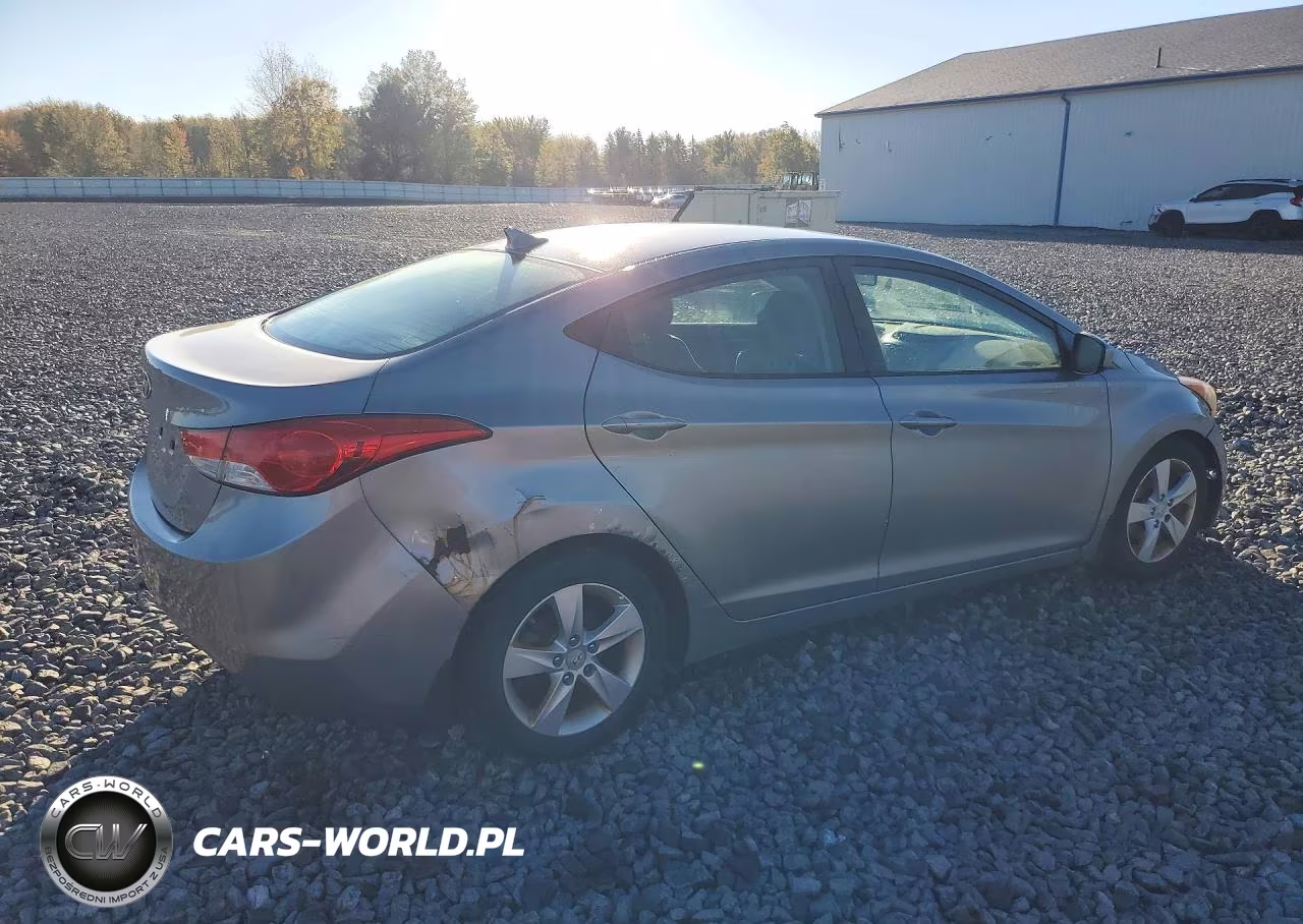 2013 Hyundai Elantra Gls VIN:KMHDH4AE5DU497889 - 3