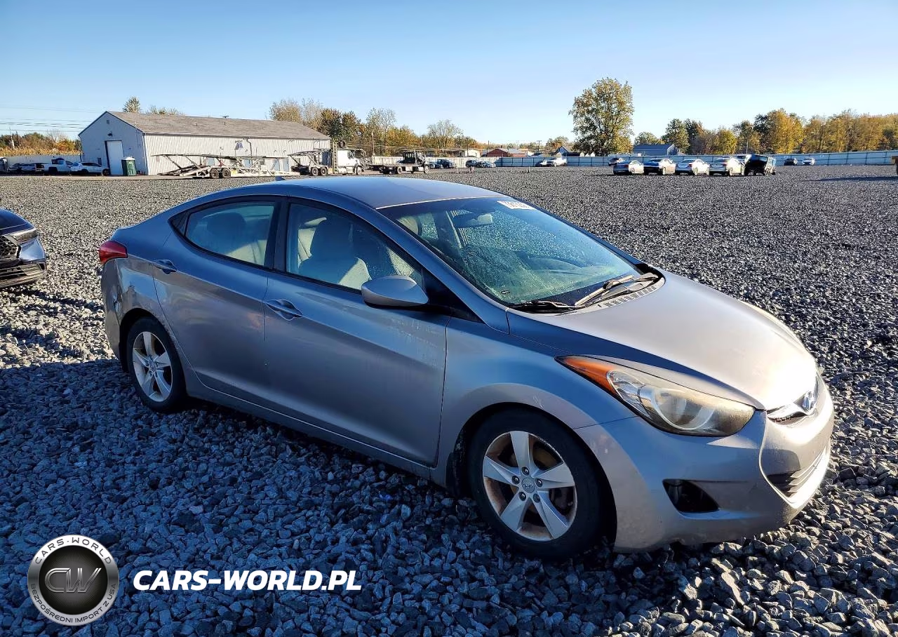 2013 Hyundai Elantra Gls VIN:KMHDH4AE5DU497889 - 4