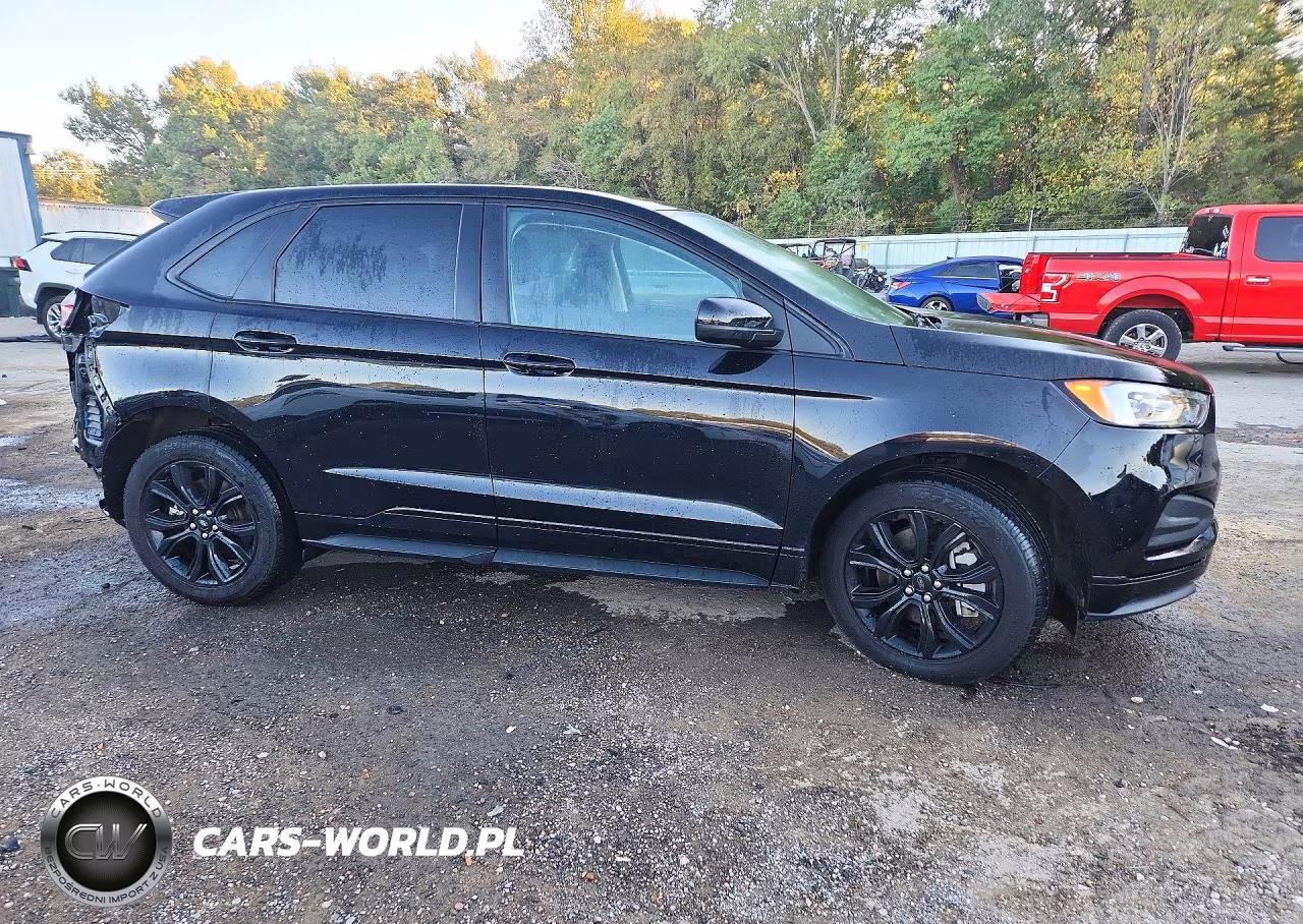 2022 Ford Edge Se VIN:2FMPK4G9XNBA14140 - 4