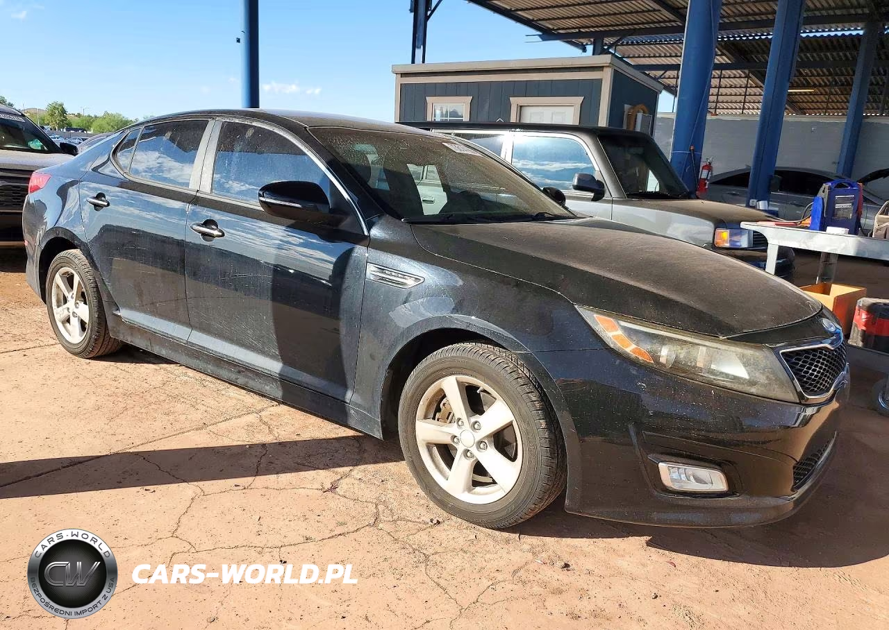 2015 Kia Optima Lx VIN:5XXGM4A71FG445022 - 4