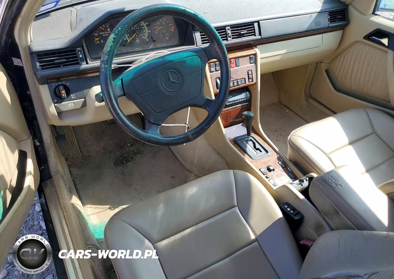 1995 Mercedes-Benz E 320 VIN:WDBEA52E8SC233990 - 8
