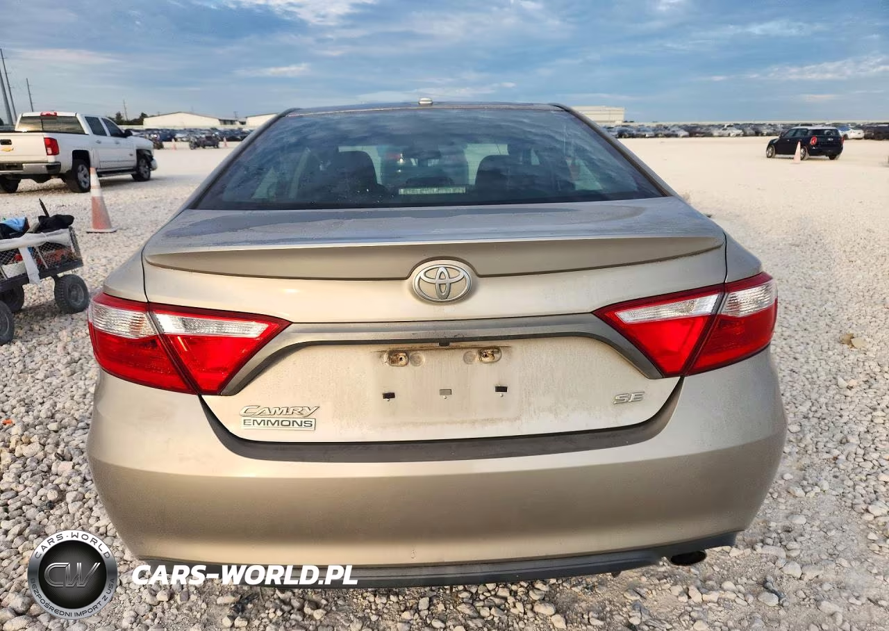 2016 Toyota Camry Se VIN:4T1BF1FK5GU184761 - 6