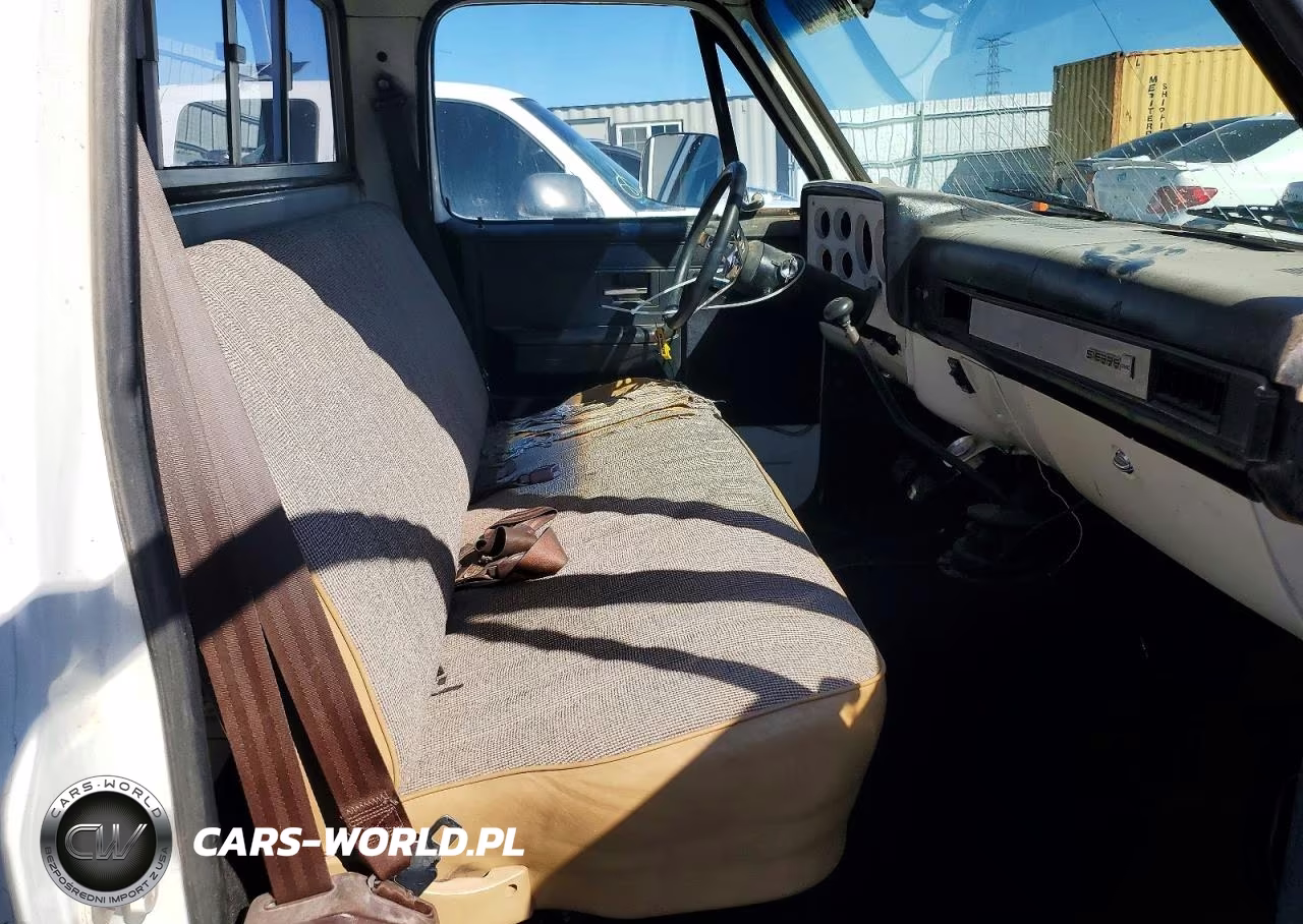 1983 GMC C1500 VIN:1GTCC14D9DJ500505 - 10