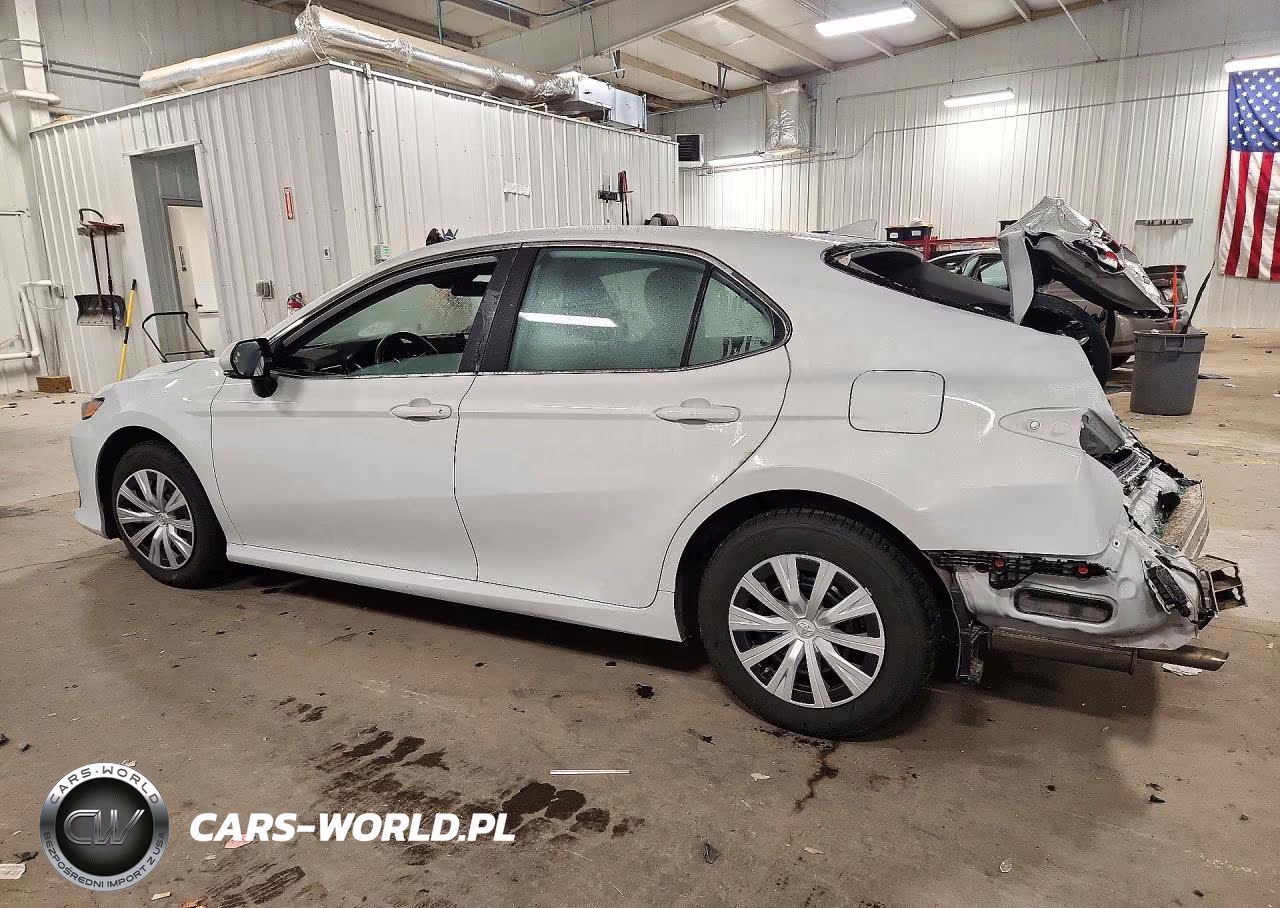 2024 Toyota Camry Le VIN:4T1C31AKXRU075509 - 2