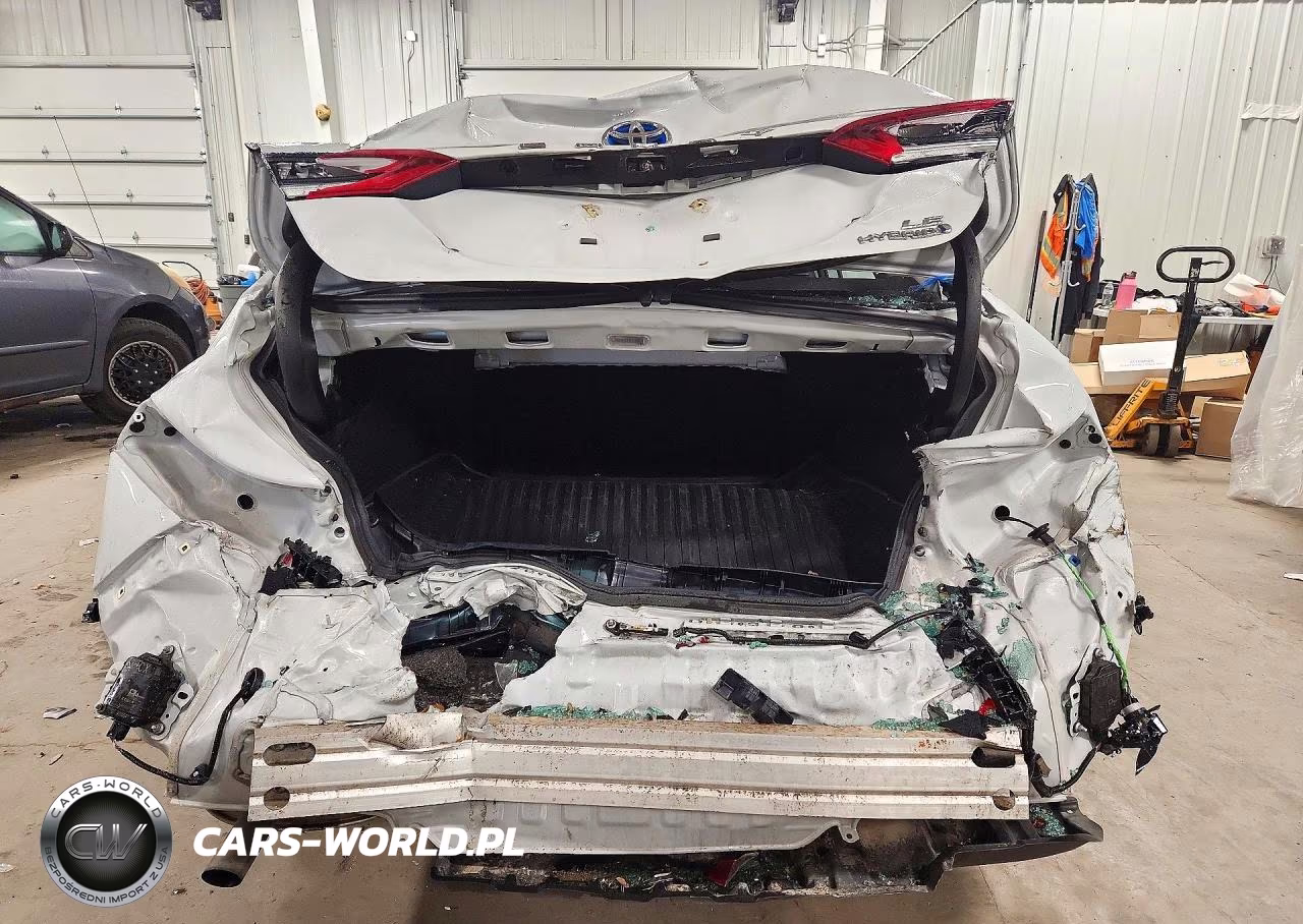 2024 Toyota Camry Le VIN:4T1C31AKXRU075509 - 6