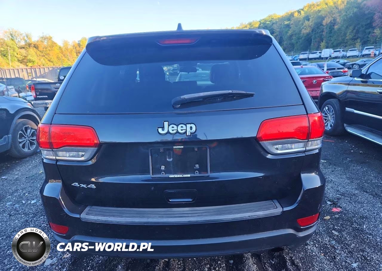 2015 Jeep Grand Cherokee Laredo VIN:1C4RJFAG0FC660811 - 6