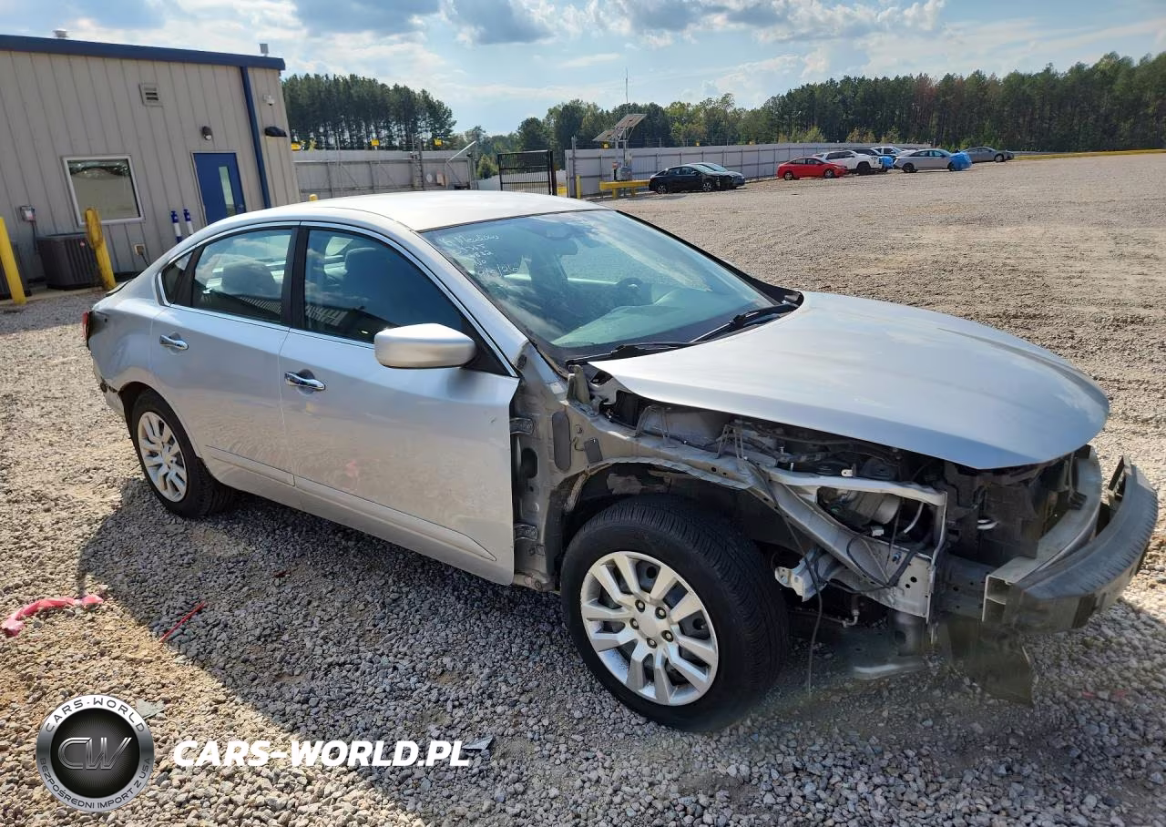2016 Nissan Altima 2.5 S VIN:1N4AL3AP4GC114882 - 4