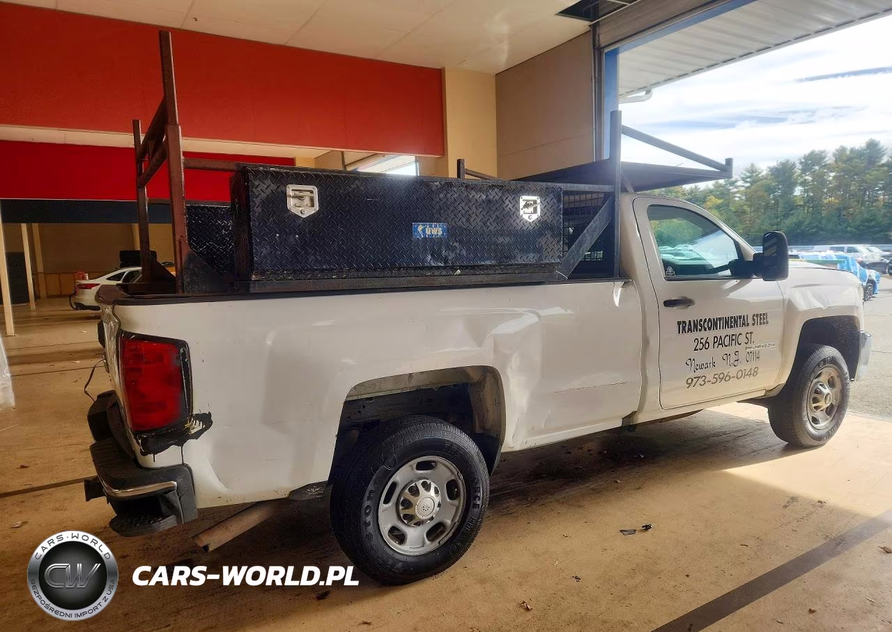 2016 Chevrolet Silverado C2500 Heavy Duty VIN:1GC0CUEG0GZ118432 - 3