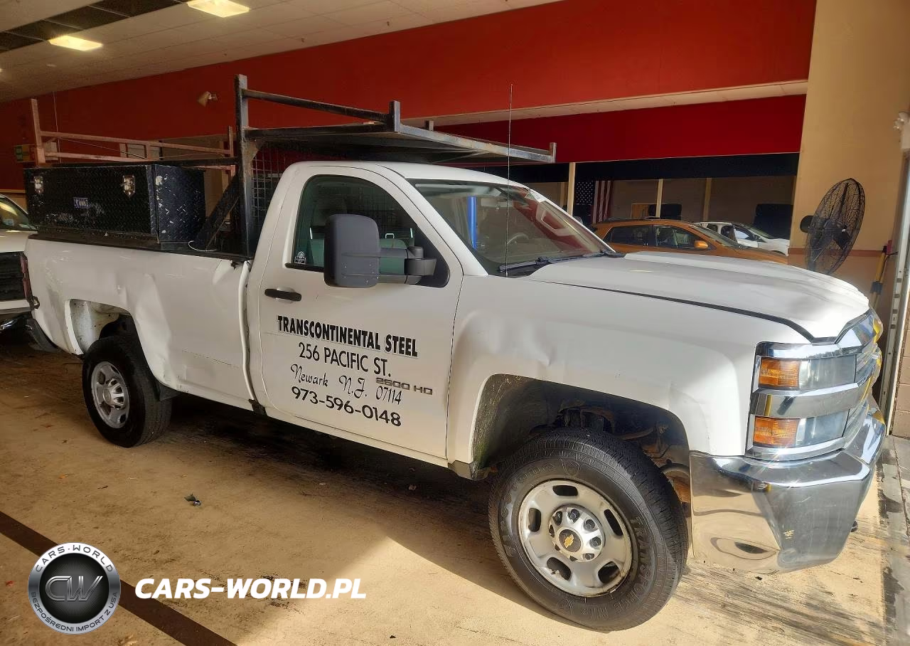 2016 Chevrolet Silverado C2500 Heavy Duty VIN:1GC0CUEG0GZ118432 - 4