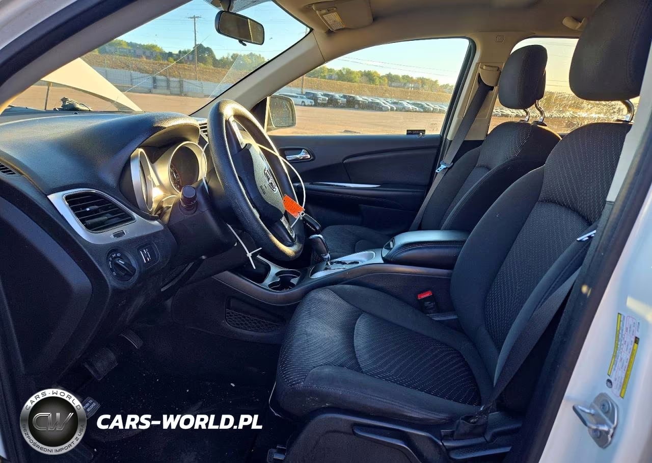 2018 Dodge Journey Se VIN:3C4PDCAB5JT172128 - 7