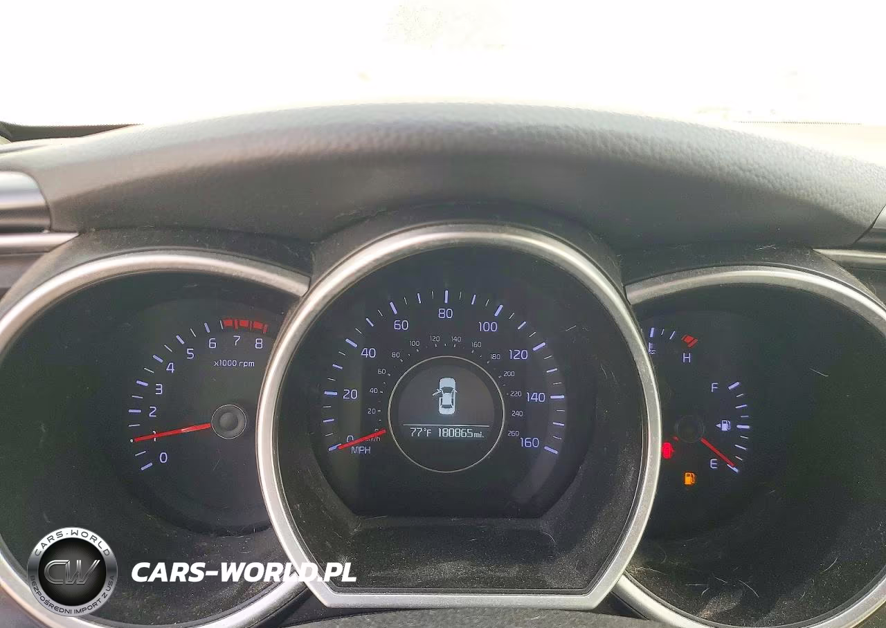 2015 Kia Optima Lx VIN:KNAGM4A71F5622394 - 9