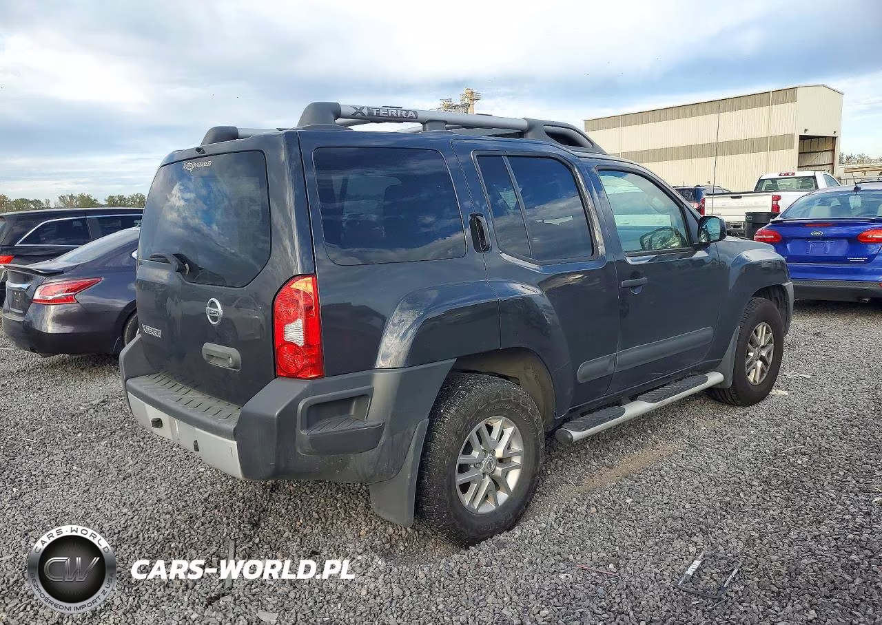 2015 Nissan Xterra S VIN:5N1AN0NW3FN660317 - 3