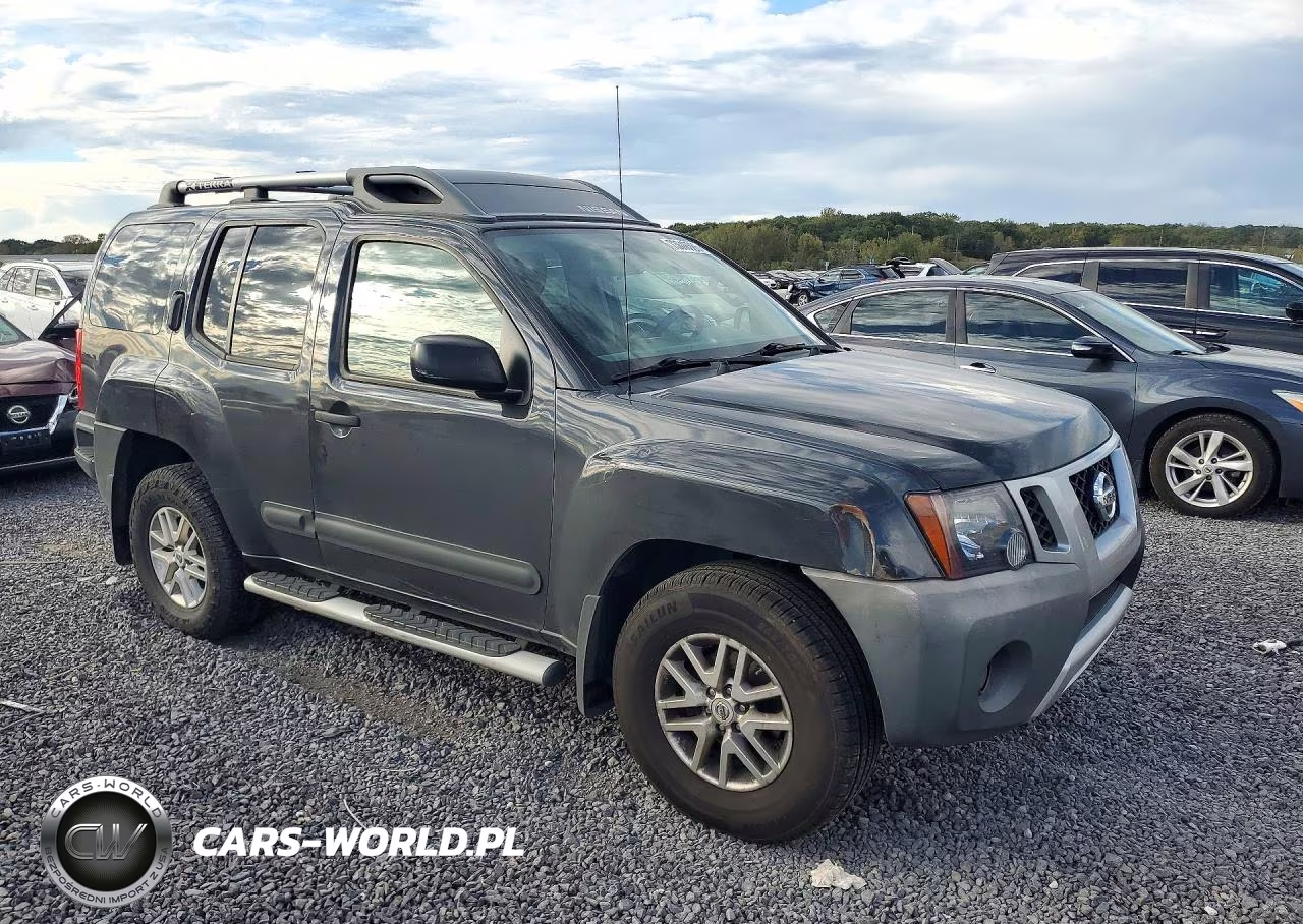 2015 Nissan Xterra S VIN:5N1AN0NW3FN660317 - 4