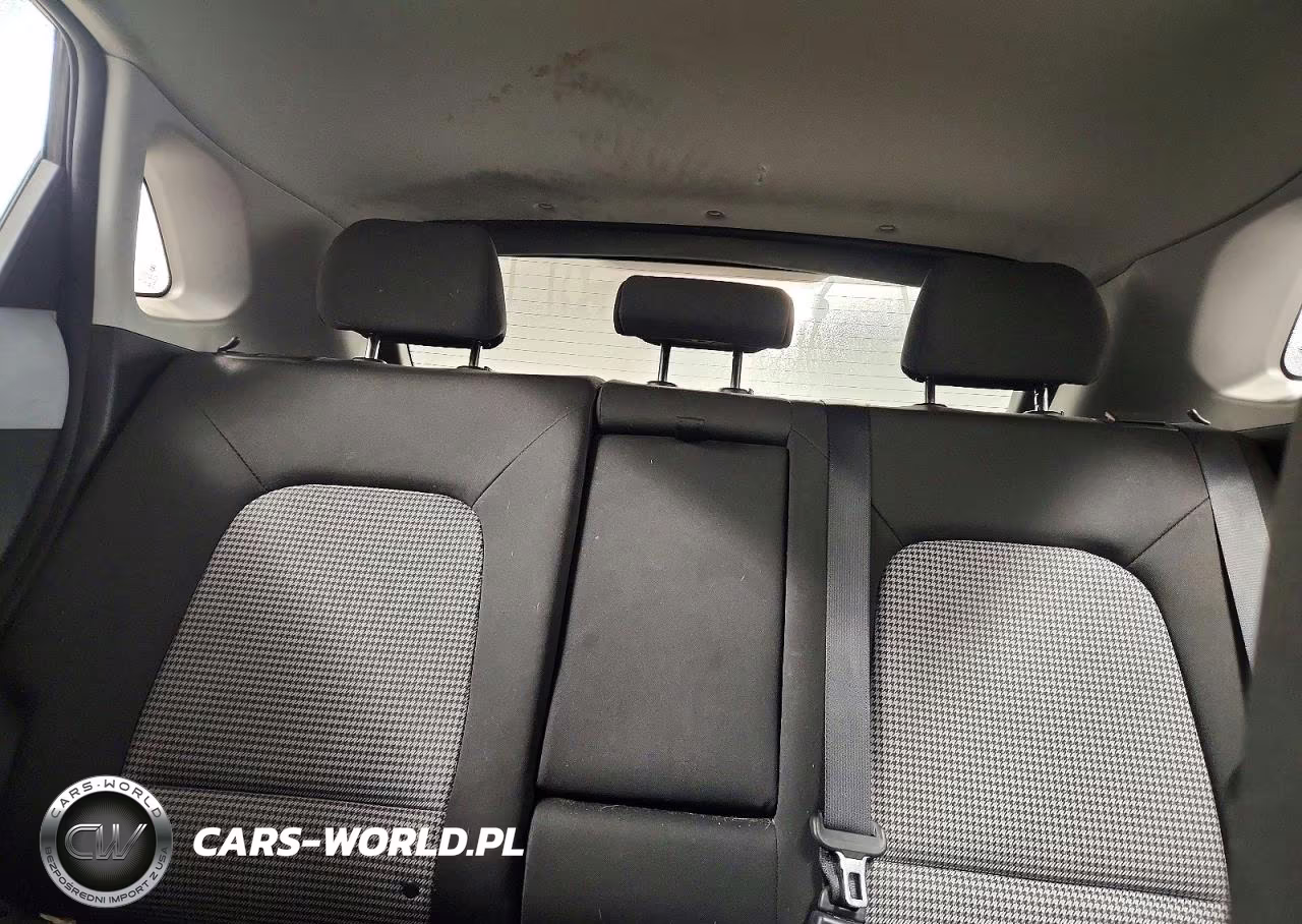 2020 Hyundai Kona Se VIN:KM8K12AA1LU454291 - 10