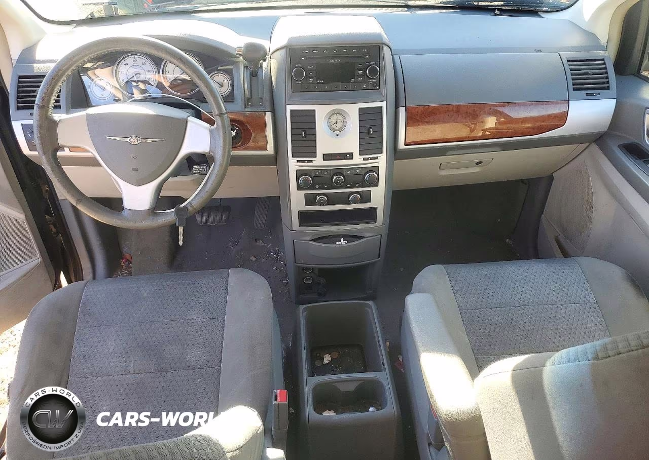 2009 Chrysler Town & Country Touring VIN:2A8HR54199R508116 - 8