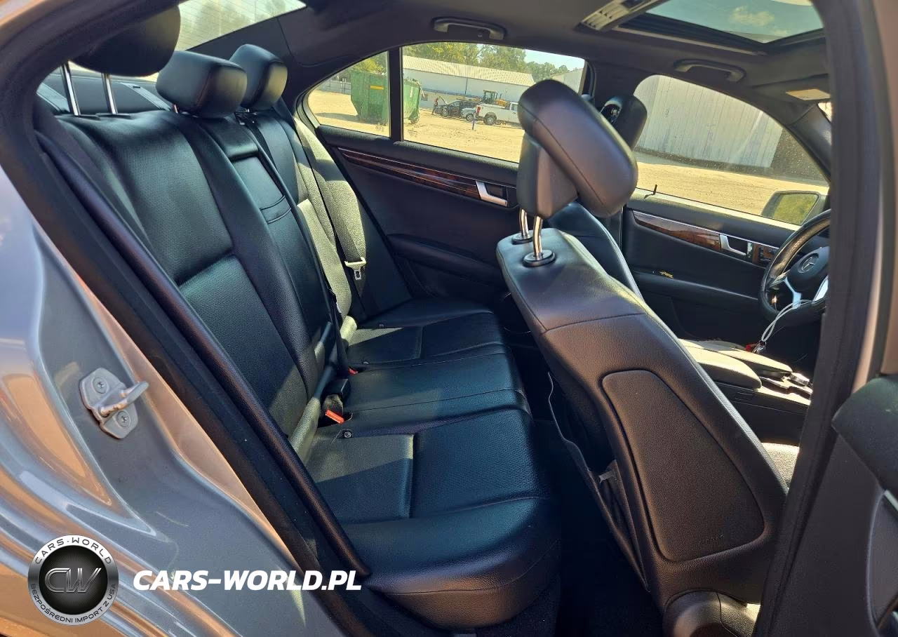 2012 Mercedes-Benz C 300 4Matic VIN:WDDGF8BB9CR212671 - 10