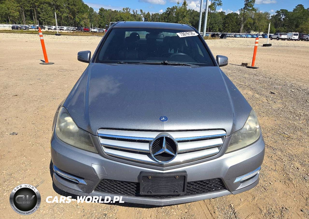 2012 Mercedes-Benz C 300 4Matic VIN:WDDGF8BB9CR212671 - 12