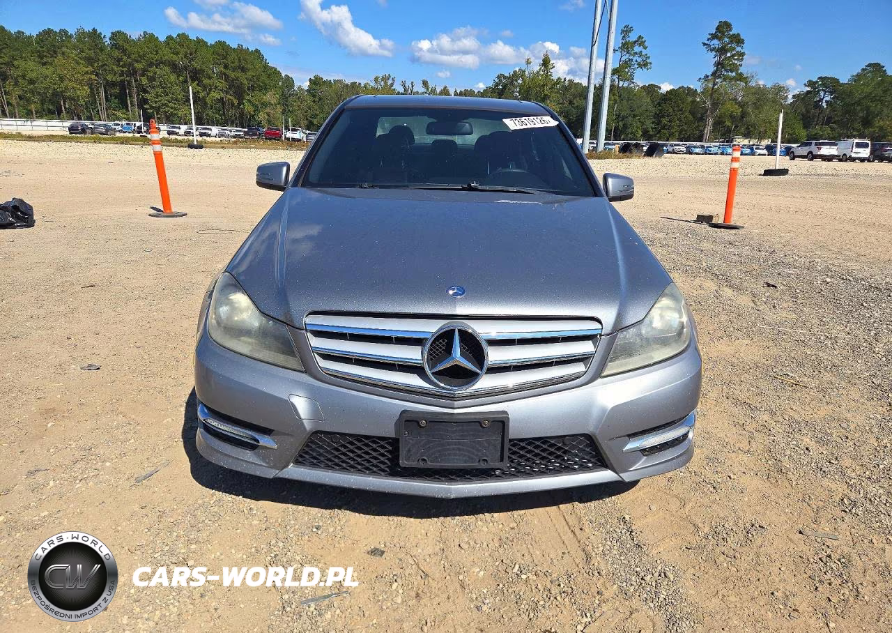 2012 Mercedes-Benz C 300 4Matic VIN:WDDGF8BB9CR212671 - 5