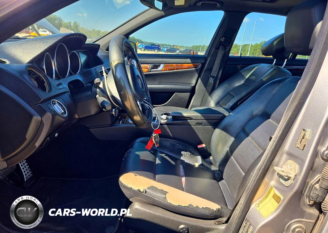 2012 Mercedes-Benz C 300 4Matic VIN:WDDGF8BB9CR212671 - 7