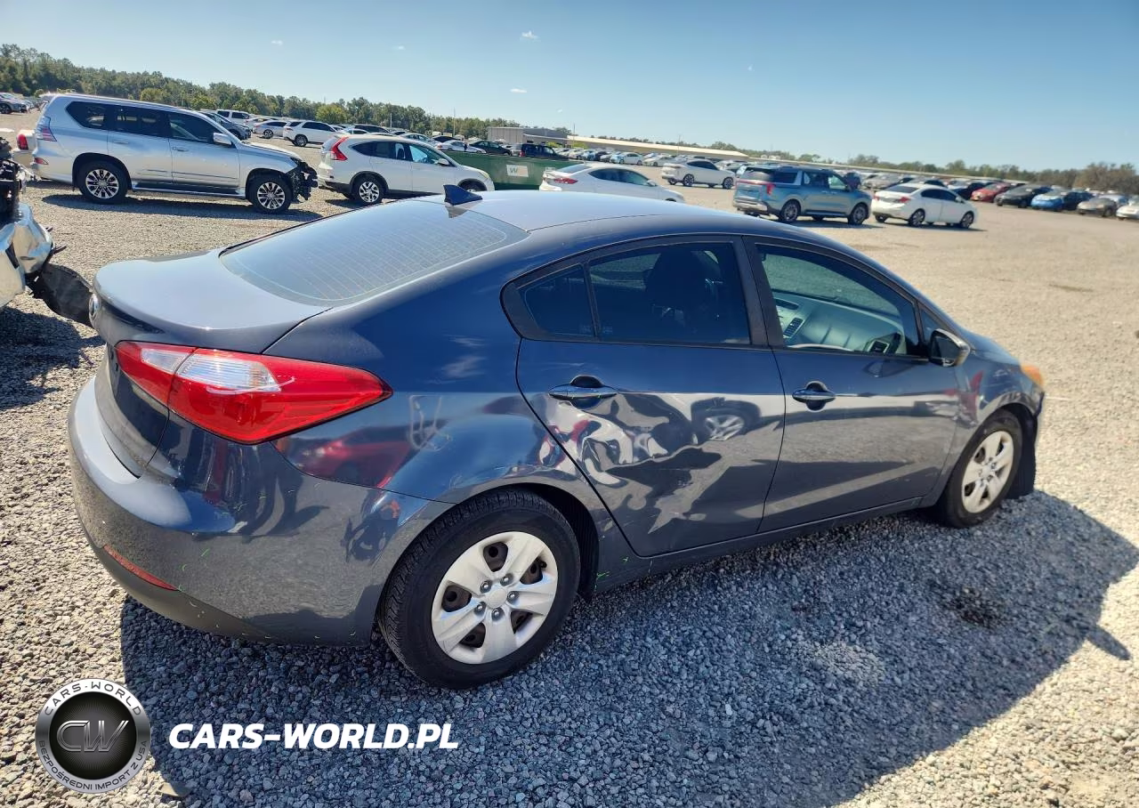 2016 Kia Forte Lx VIN:KNAFK4A6XG5597084 - 3