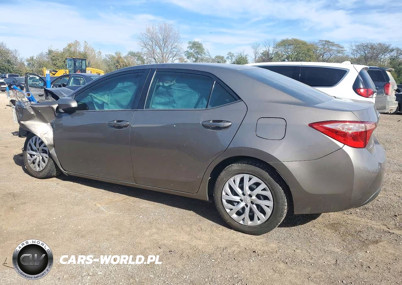 2018 Toyota Corolla Le VIN:2T1BURHE3JC105320 - 2